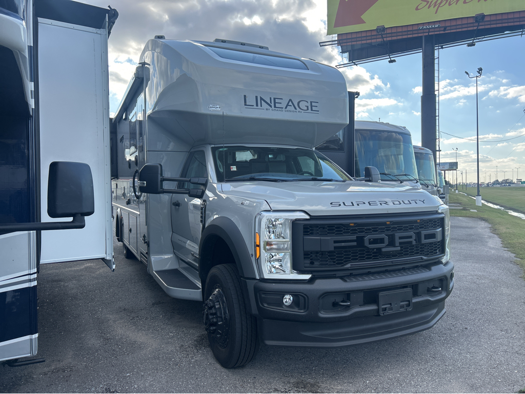 2026 GRAND DESIGN LINEAGE SERIESF 31ZW - Image 1