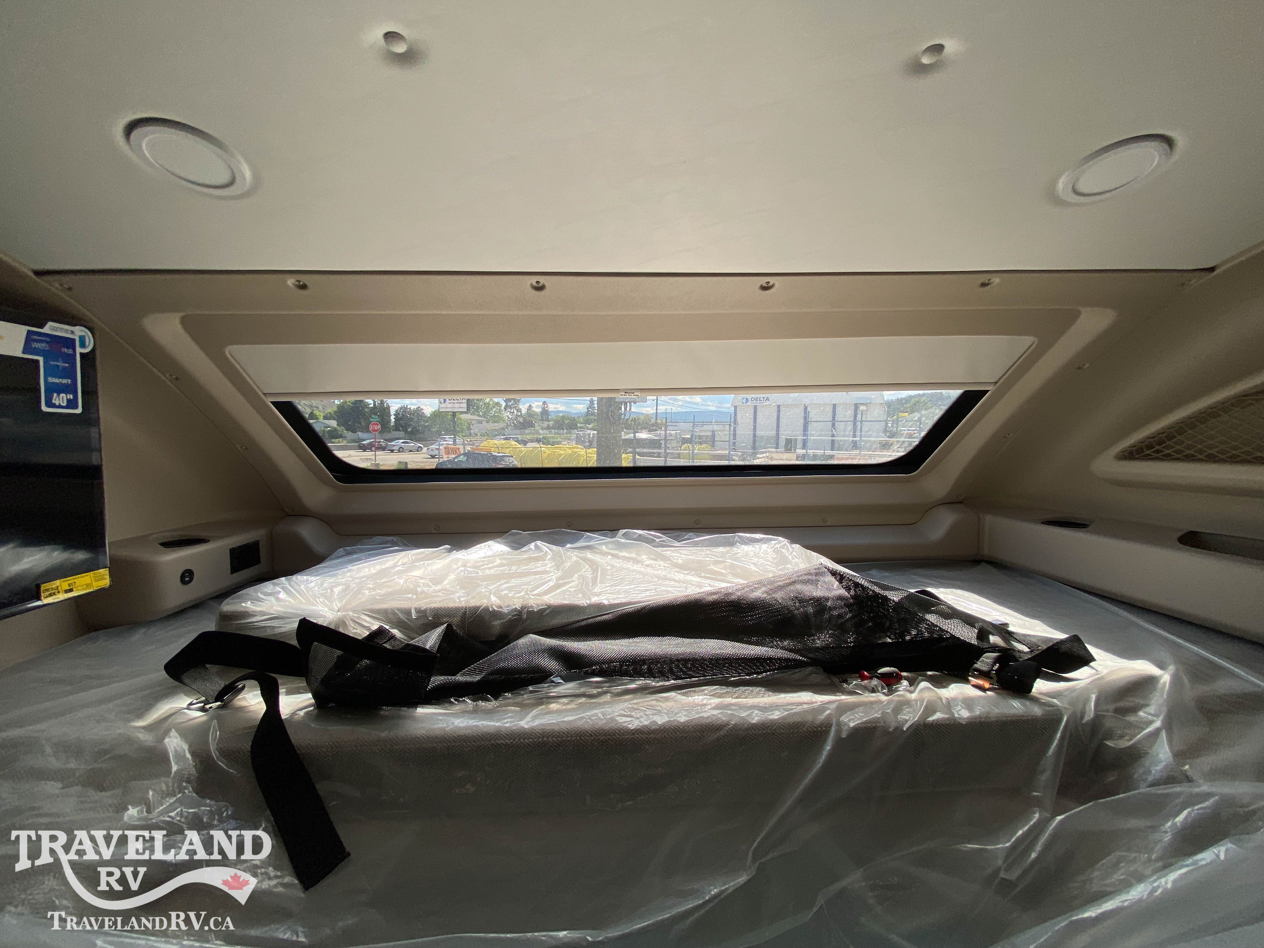 2026 Entegra Coach Esteem XL 32U - Image 13