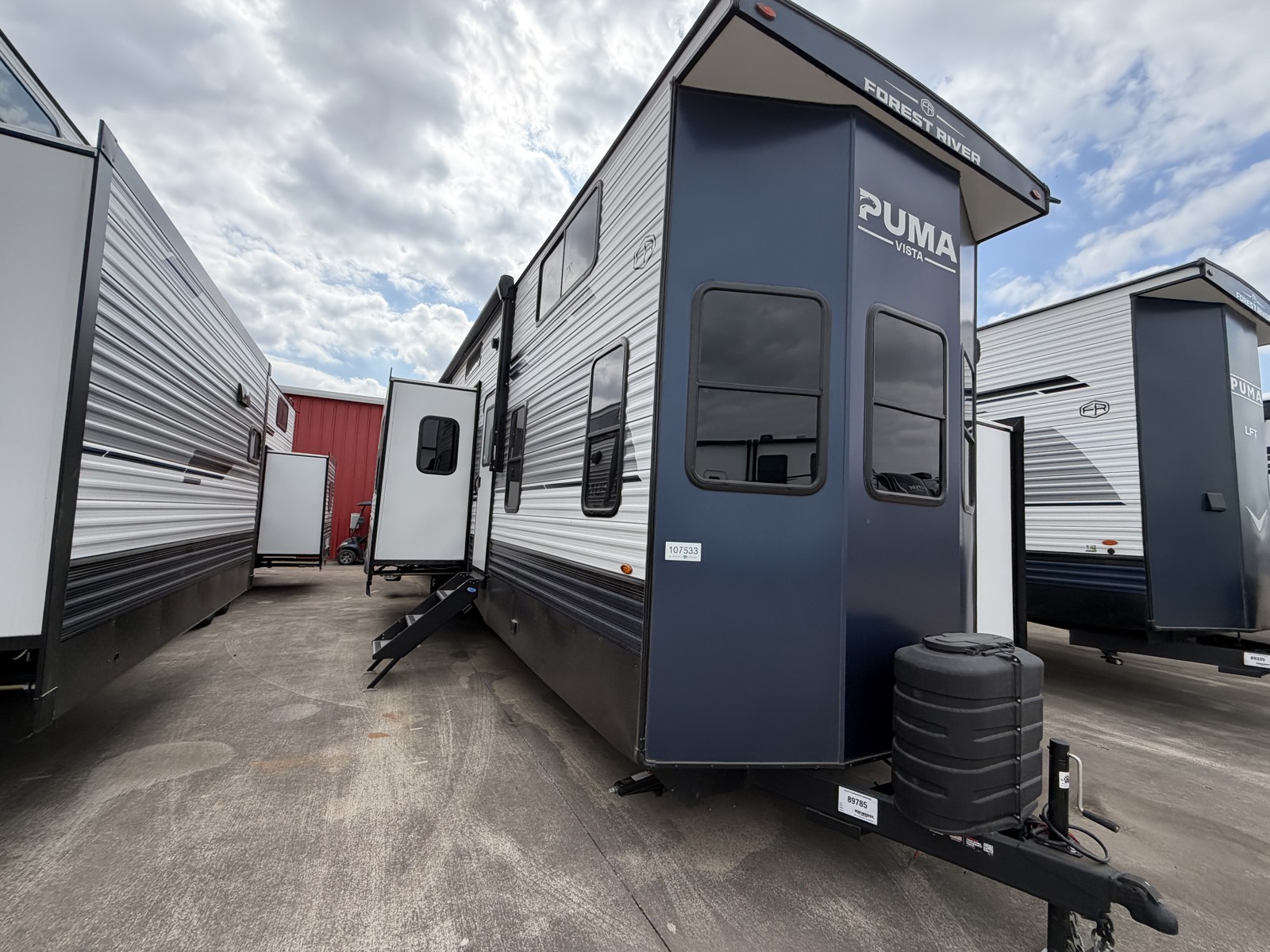 2026 PALOMINO PUMA 420LFT - Image 1