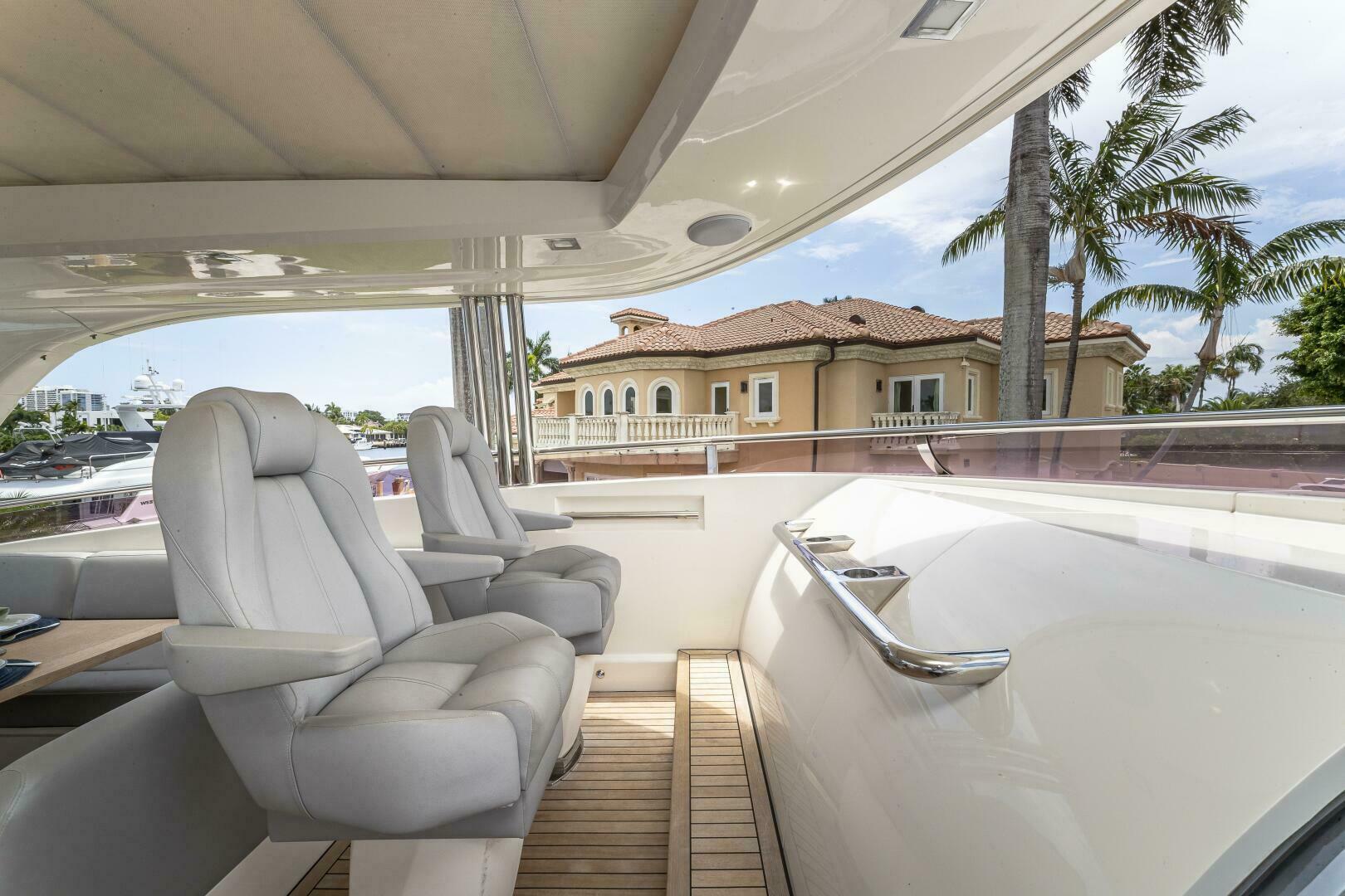 2012 Princess 32M - Image 55