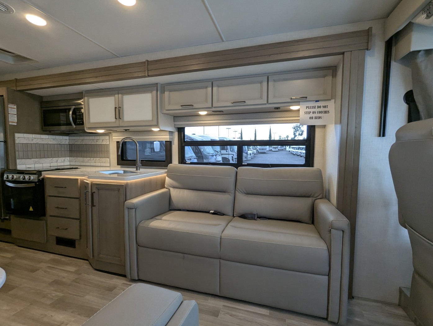 2026 Thor Motor Coach Windsport