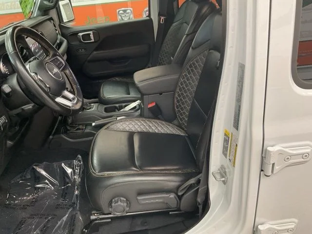 2022 Jeep Wrangler Util 4D Sahara High Altitude 4WD I4 - Image 13