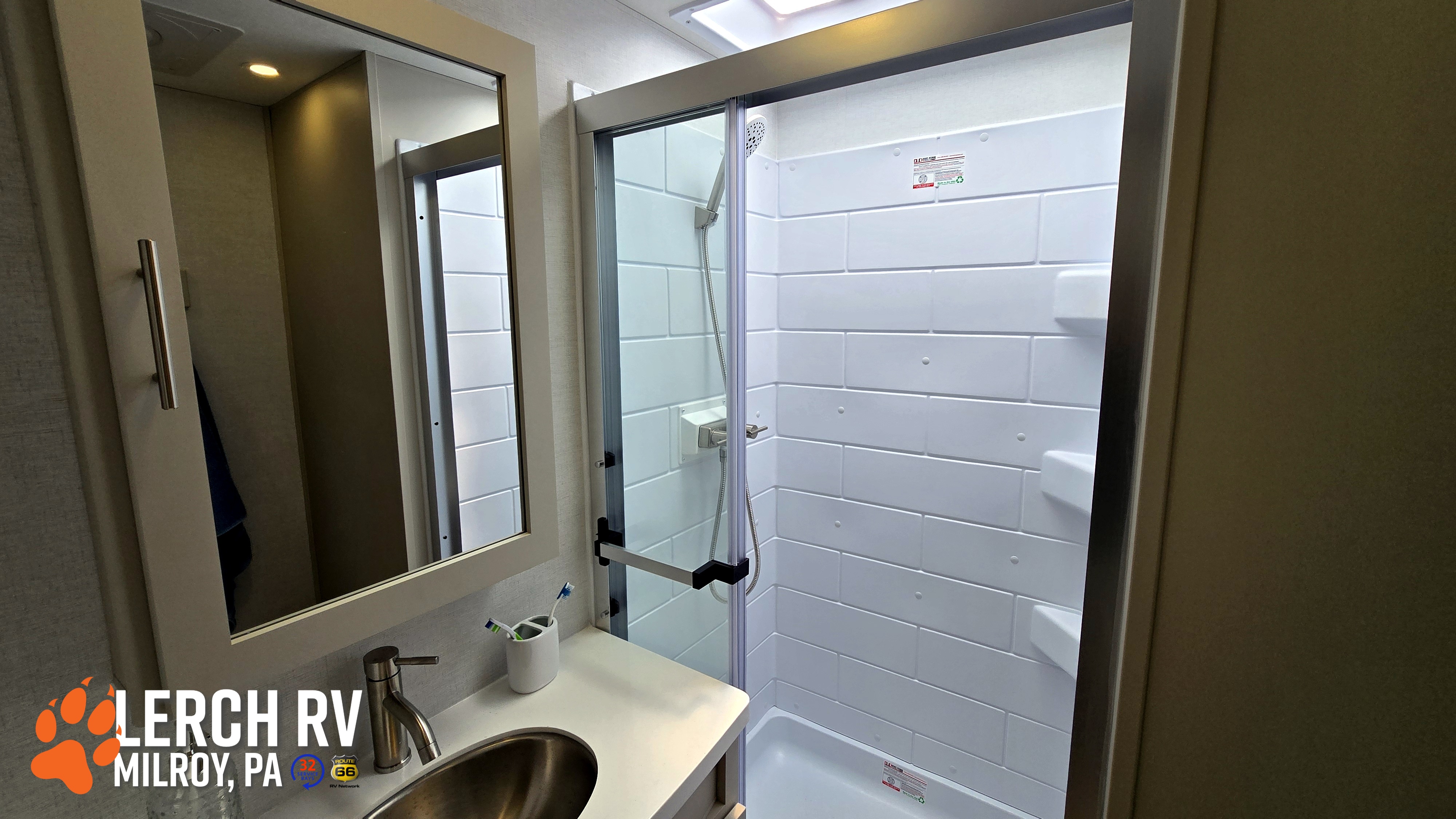 2027 Alliance RV Avenue 298RL - Image 43