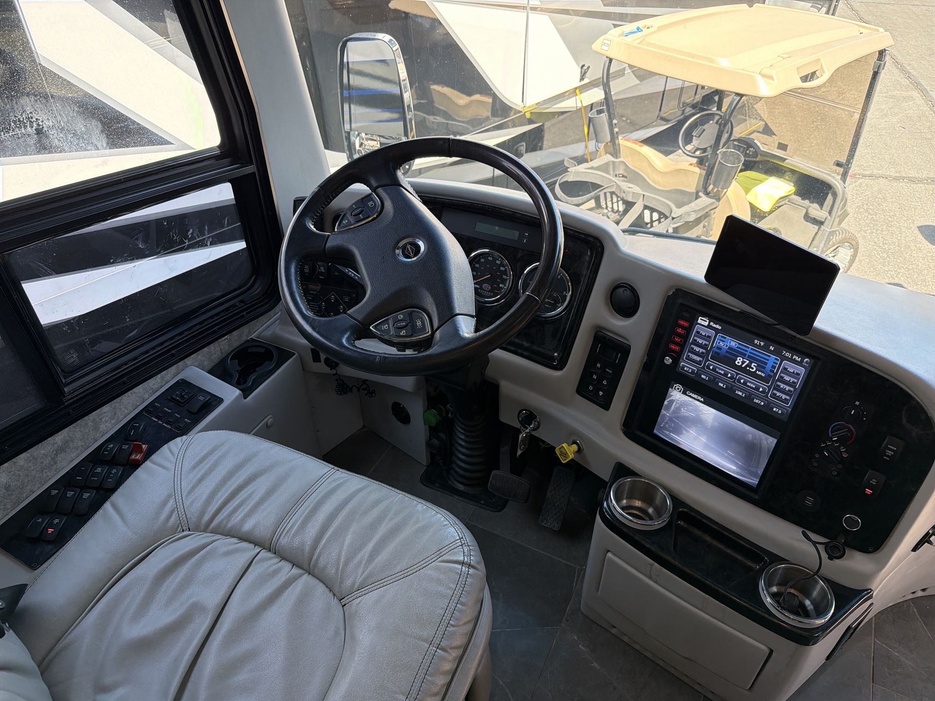 2017 Entegra Coach Anthem 44DLQ - Image 16