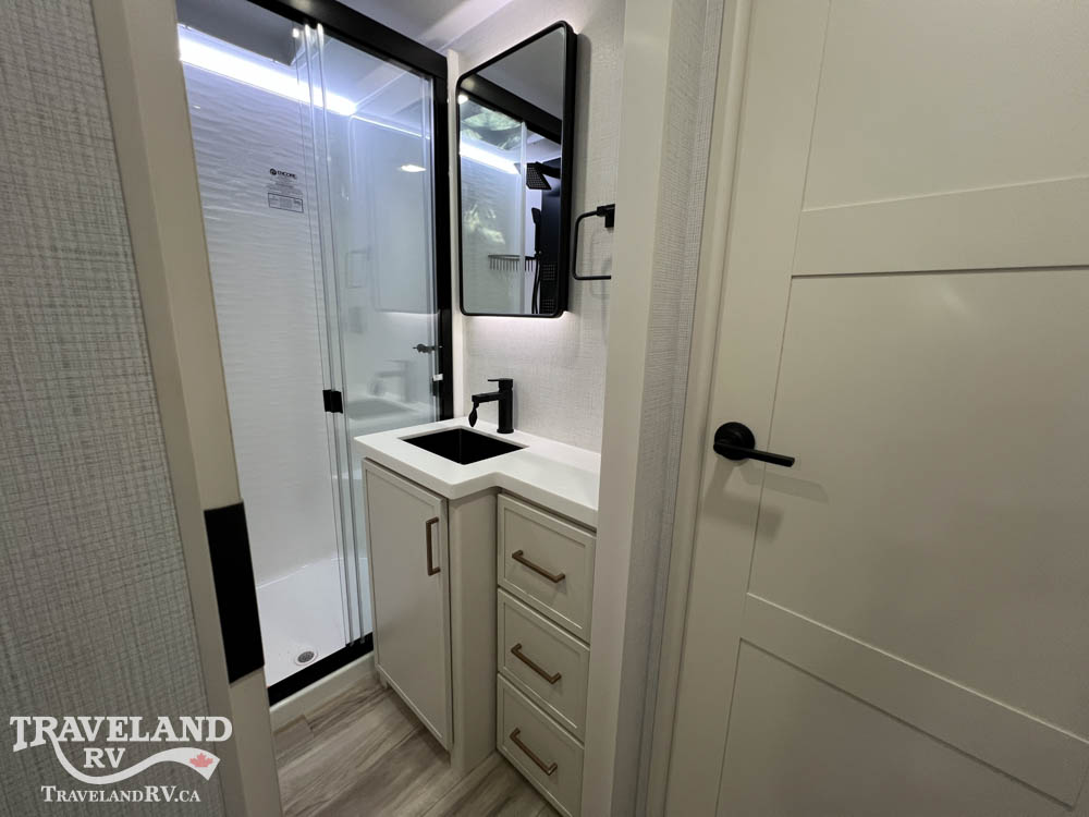 2027 Brinkley RV Model Z 3100 - Image 40