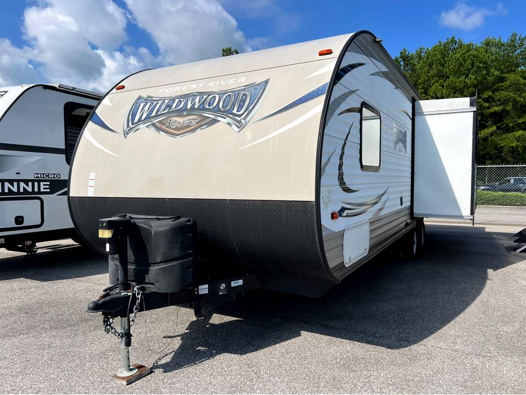 2018 FOREST RIVER WILDWOOD 254RLXL - Image 2