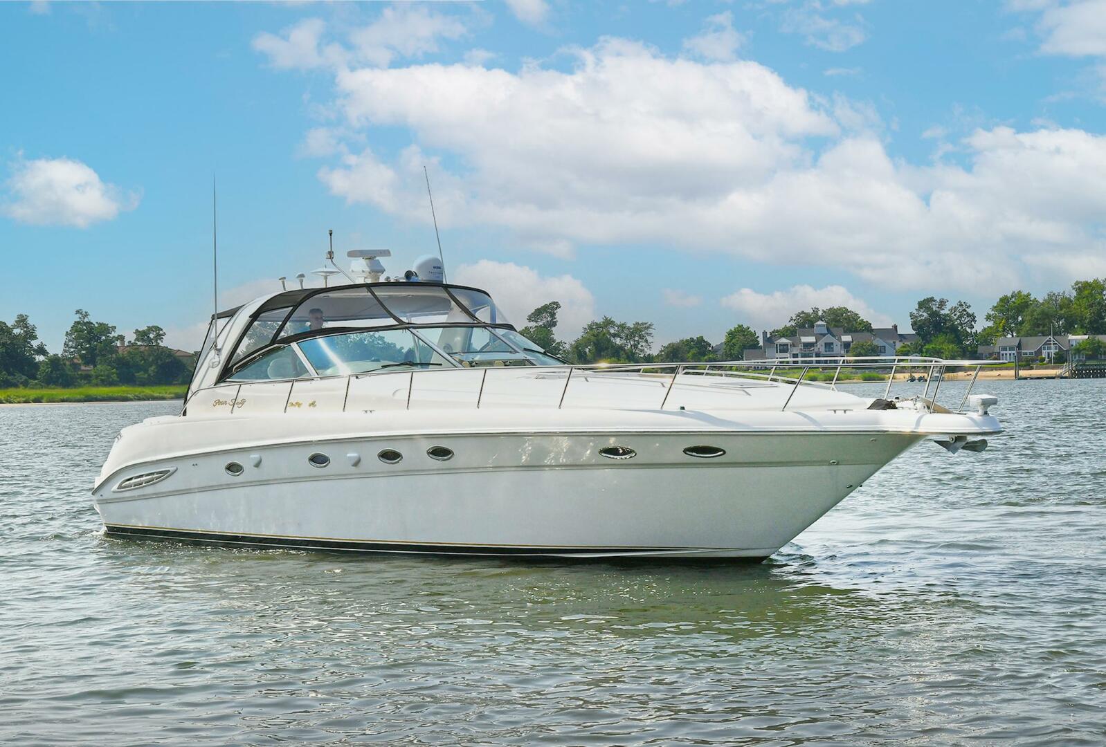 2000 Sea Ray 460 Sundancer - Image 2