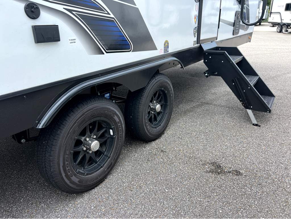 2026 VENTURE RV SPORTTREK 251VFK - Image 23