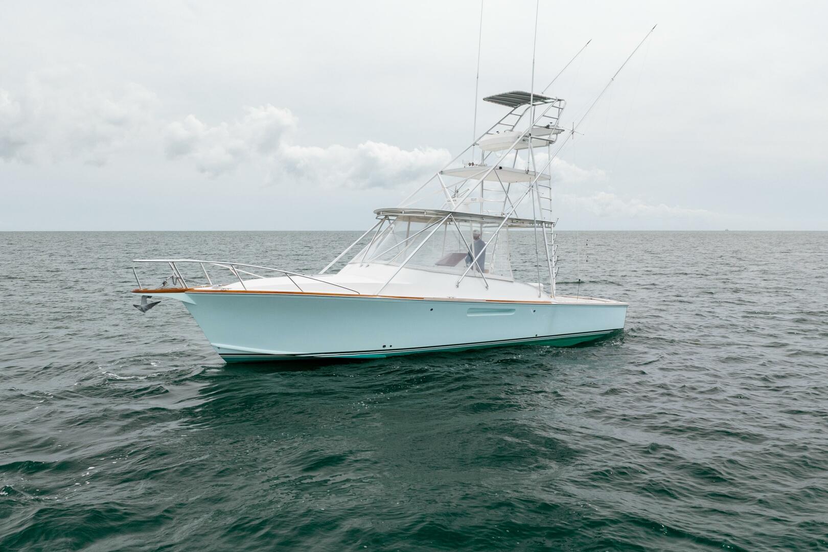 2004 Stolper 38 Express - Image 6