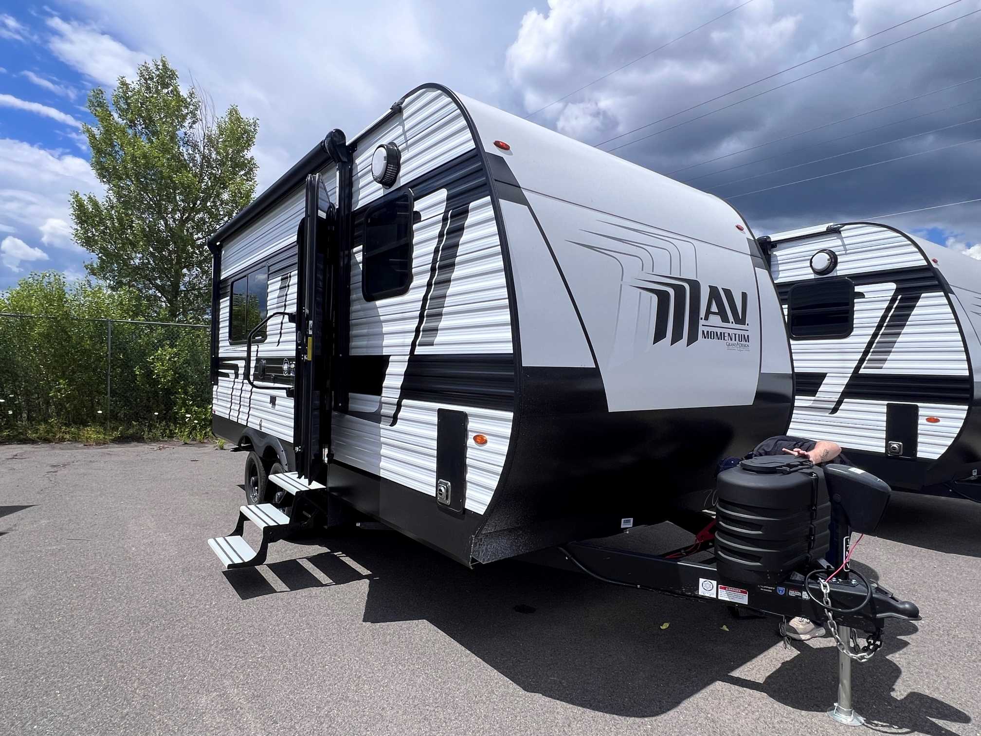 2027 Grand Design Momentum MAV 17MAV - Image 1