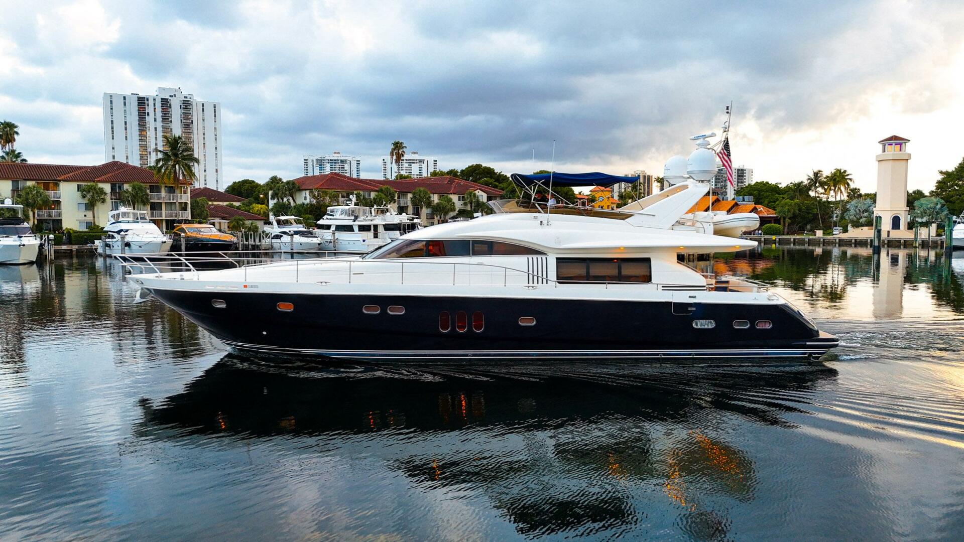 2007 Princess 23M - Image 4