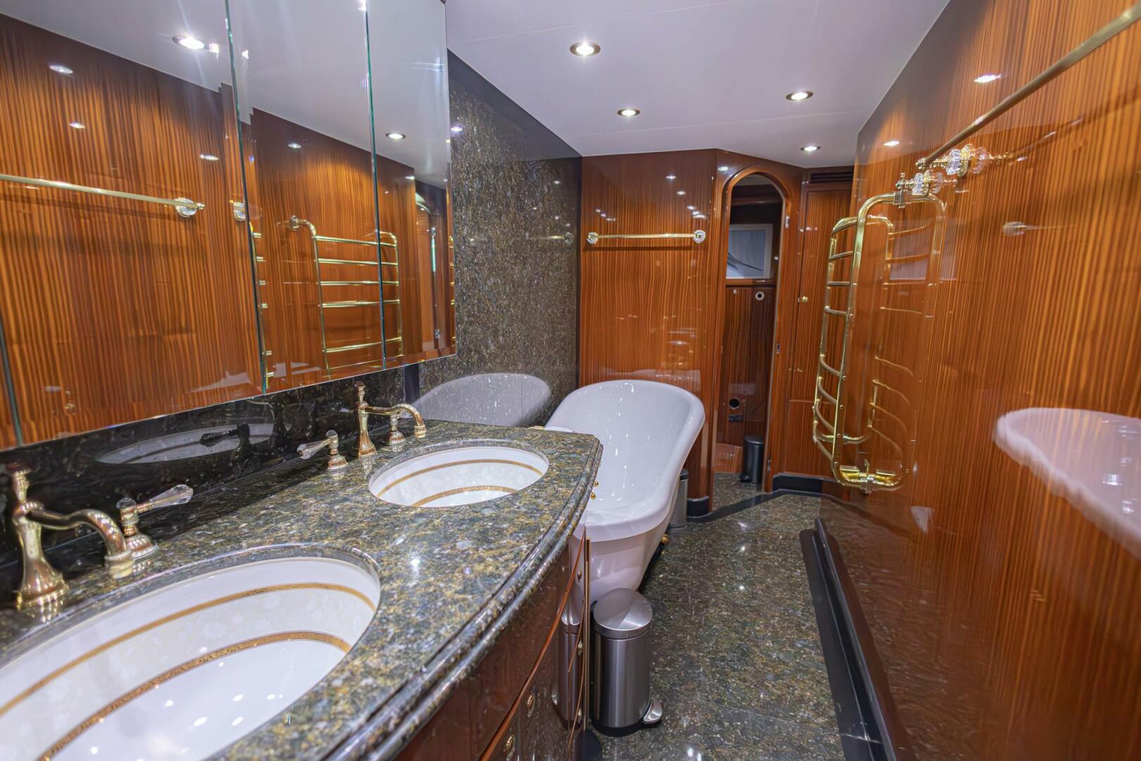 2009 Hargrave - Image 38