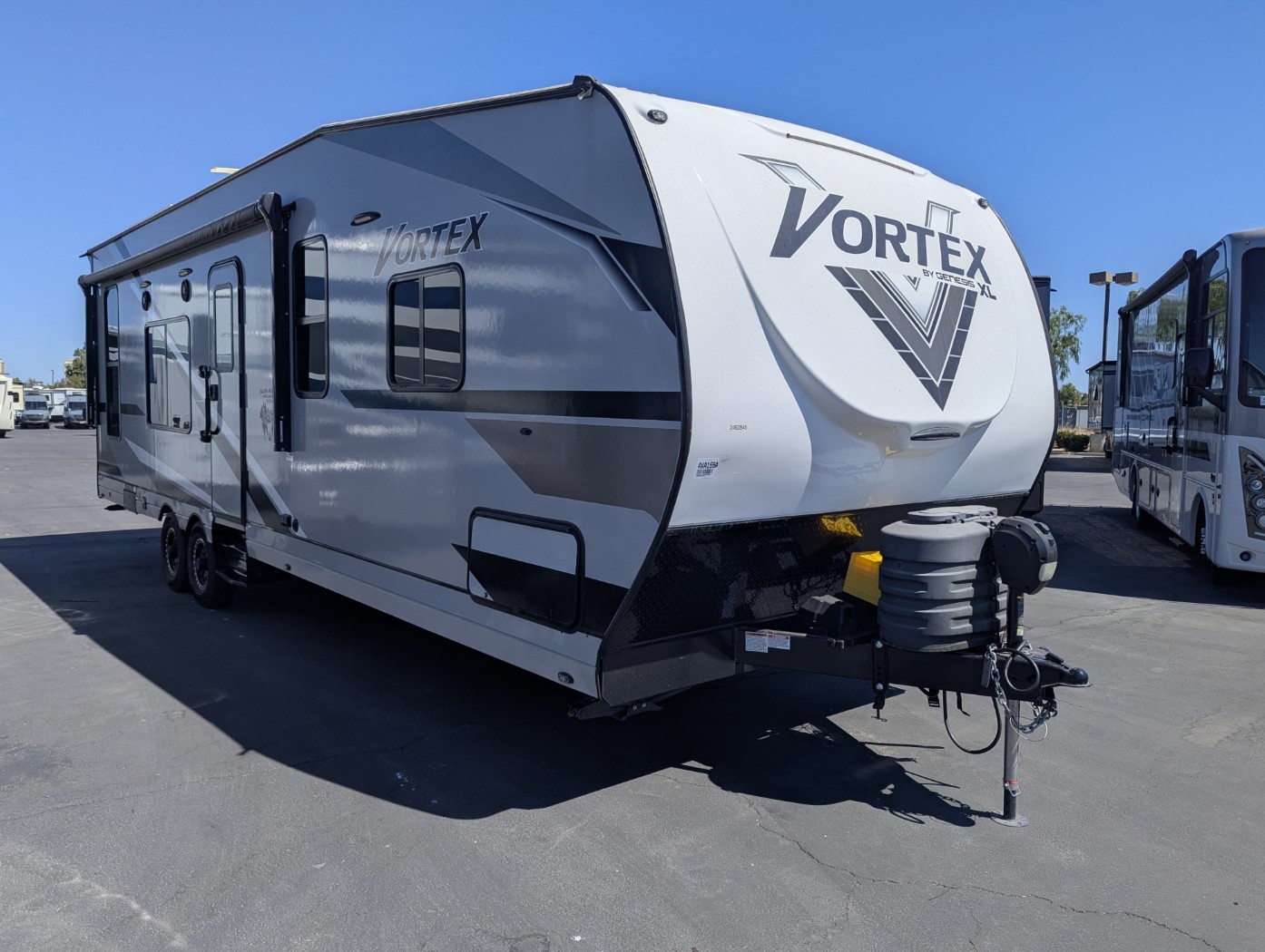 2025 Genesis Supreme Vortex V2715FSXL - Image 1