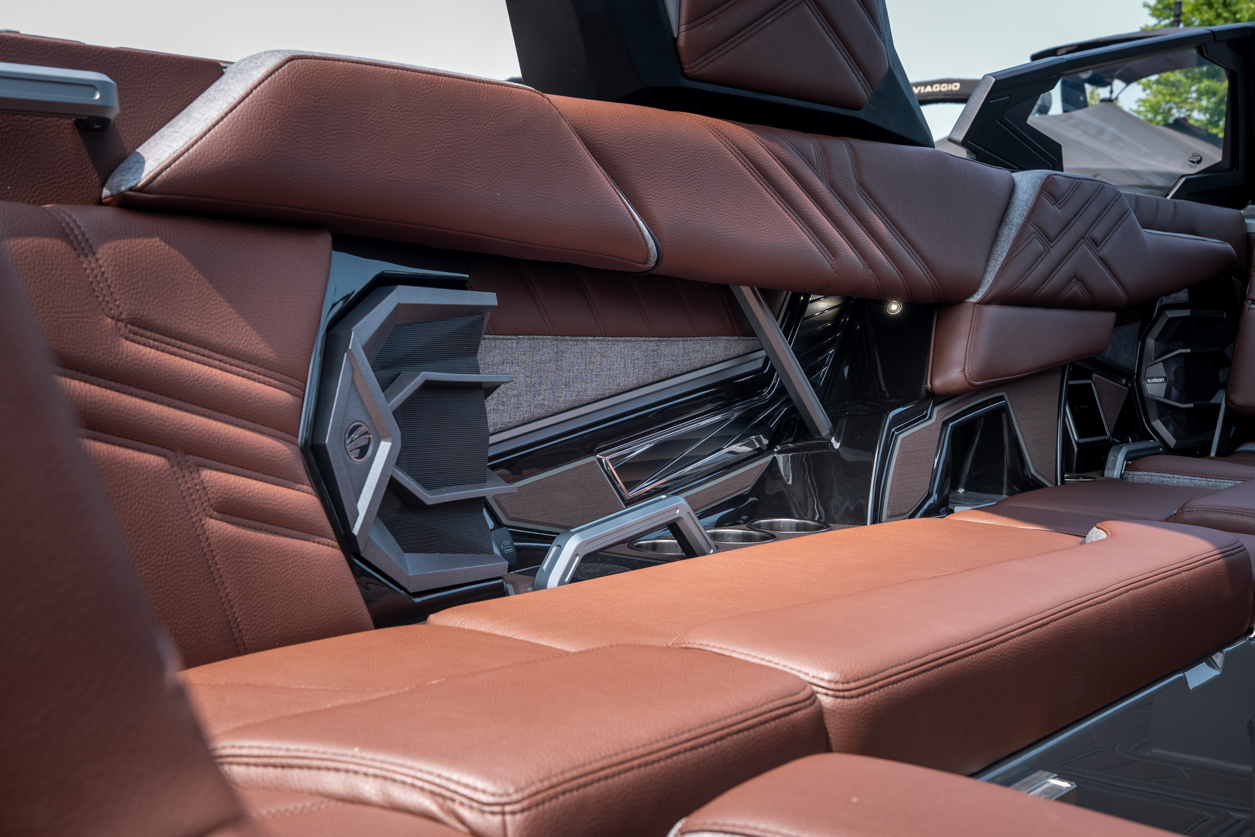 2026 Tigé Ultré 25ZX - Image 26