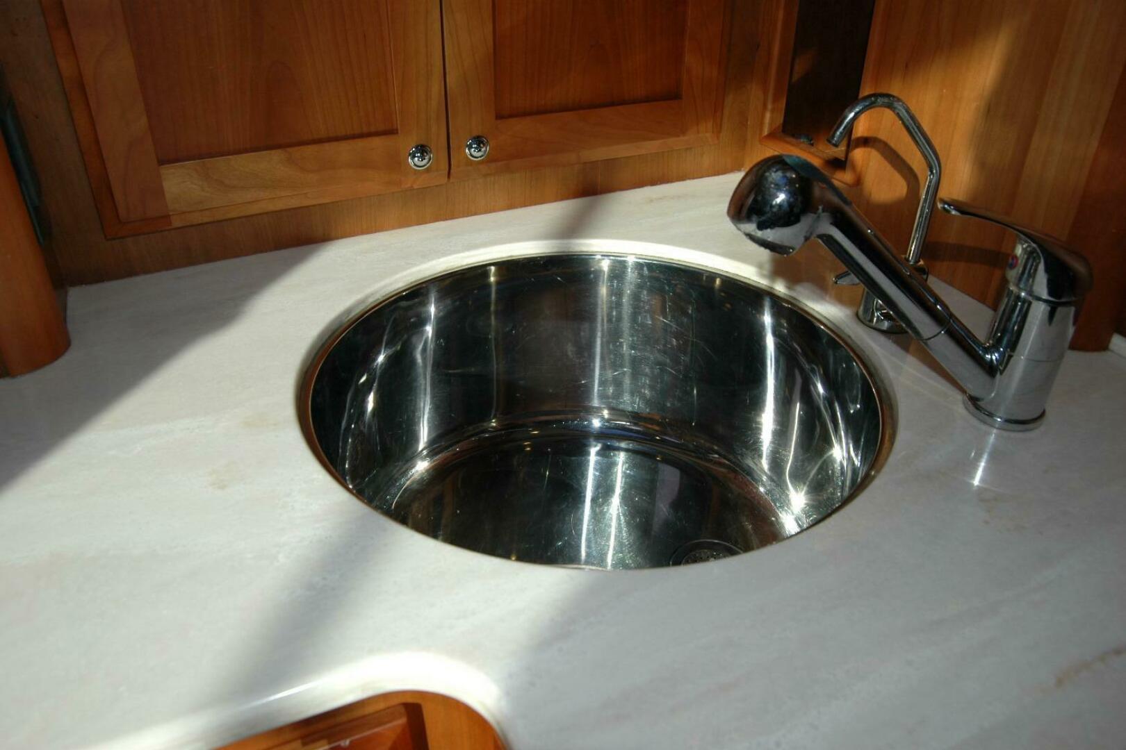2019 Sabre 38 Salon Express - Image 91