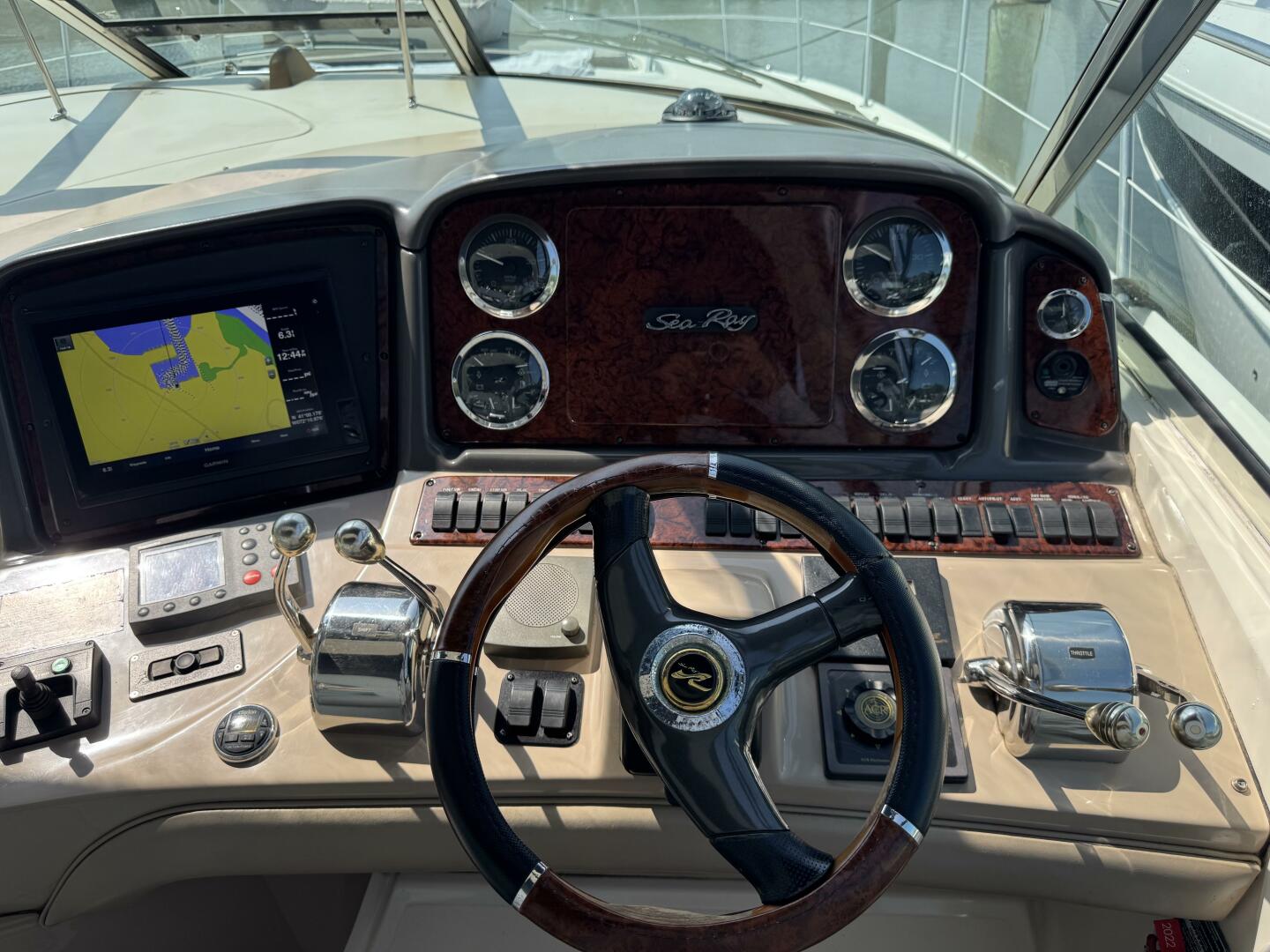 2003 Sea Ray 420 Sundancer - Image 19