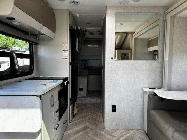 2027 Thor Motor Coach Gemini AWD 24KB - Image 10