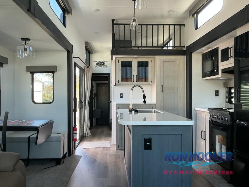 2026 PALOMINO 402LFT - Image 4