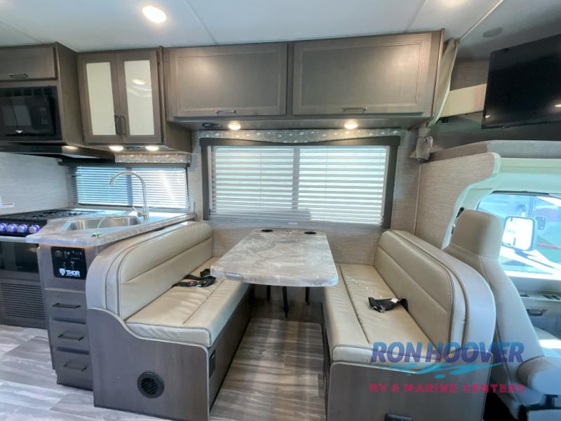 2024 THOR MOTOR COACH 28A - Image 6
