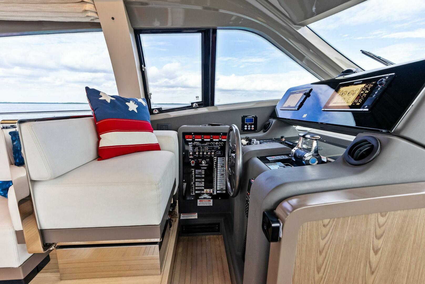2018 Ferretti Yachts 800 - Image 27
