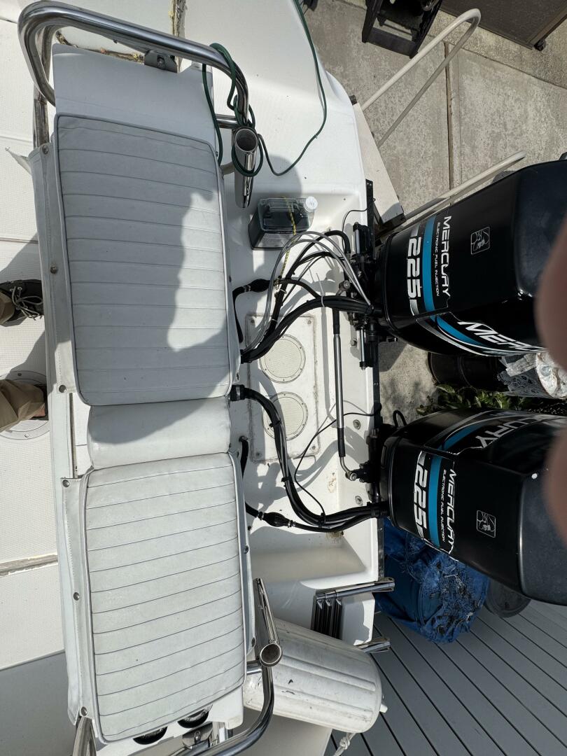 1999 Robalo 2640 - Image 21