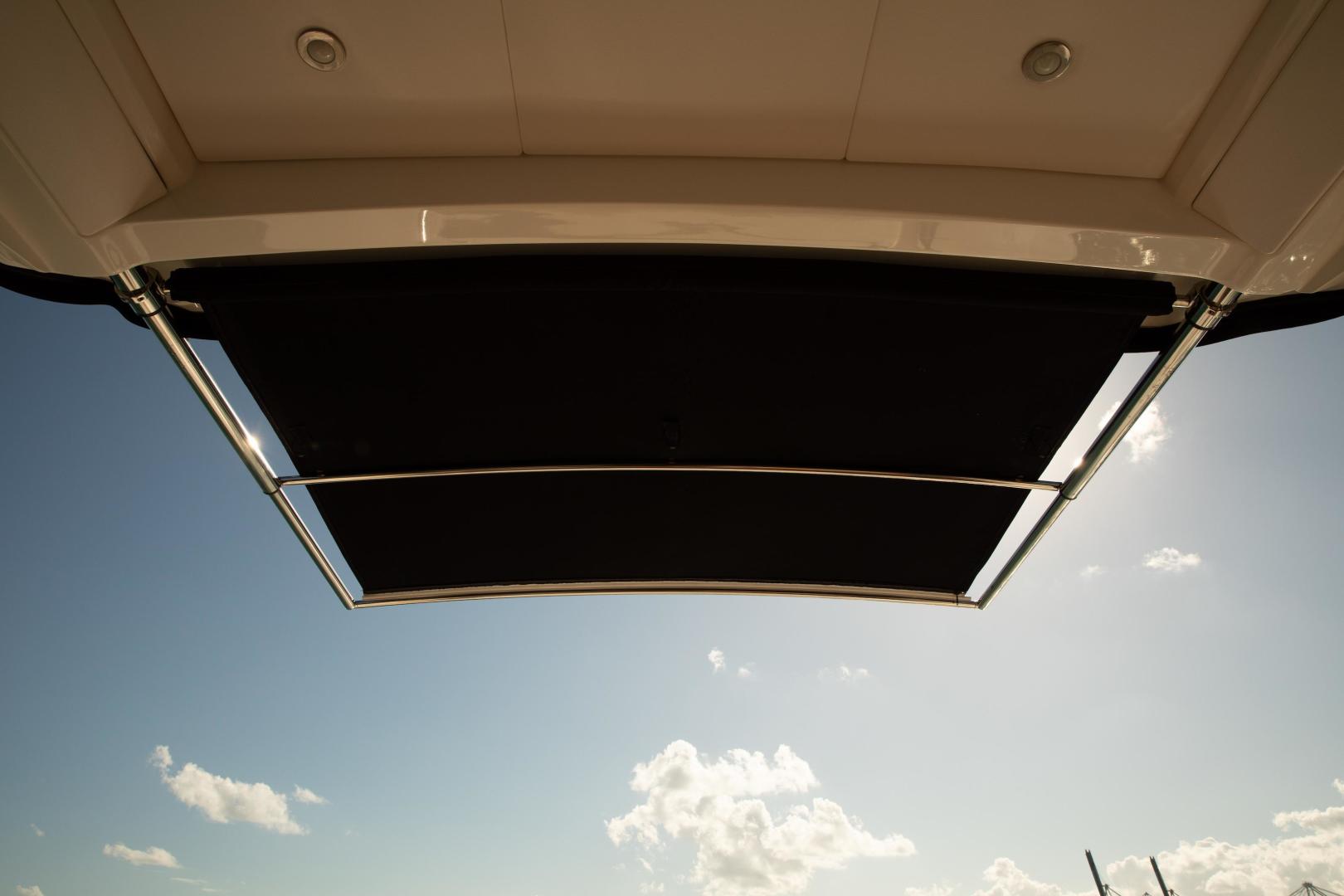 2019 Sea Ray Sundancer Coupe - Image 11