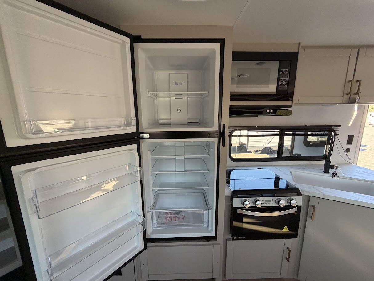 2027 JAYCO JAY FLIGHT 295TBS - Image 39