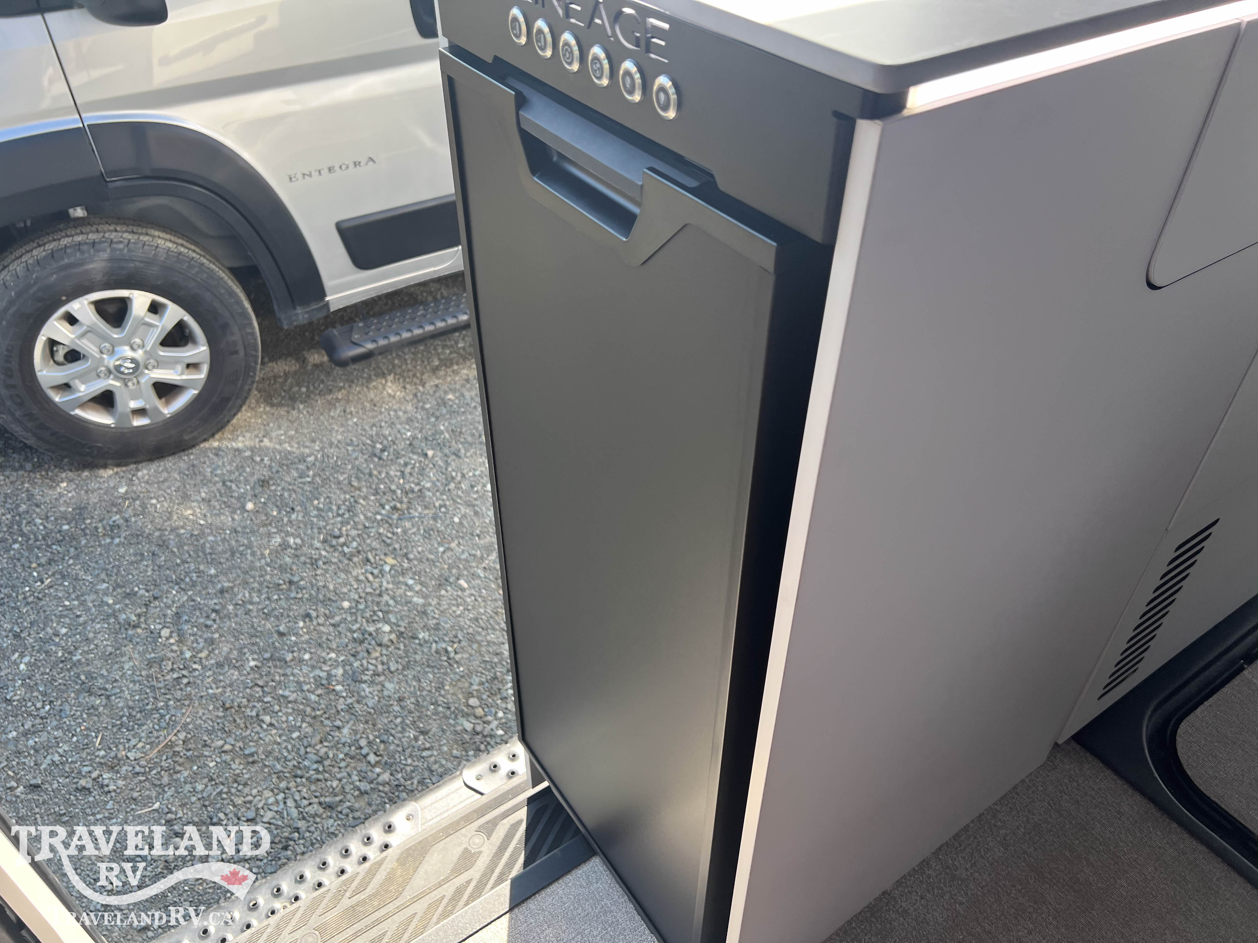 2027 Grand Design Lineage Series VT LVT1 - Image 17