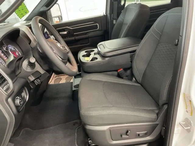 2026 Ram 2500 Big Horn 4x4 Crew Cab 6'4" Box - Image 14