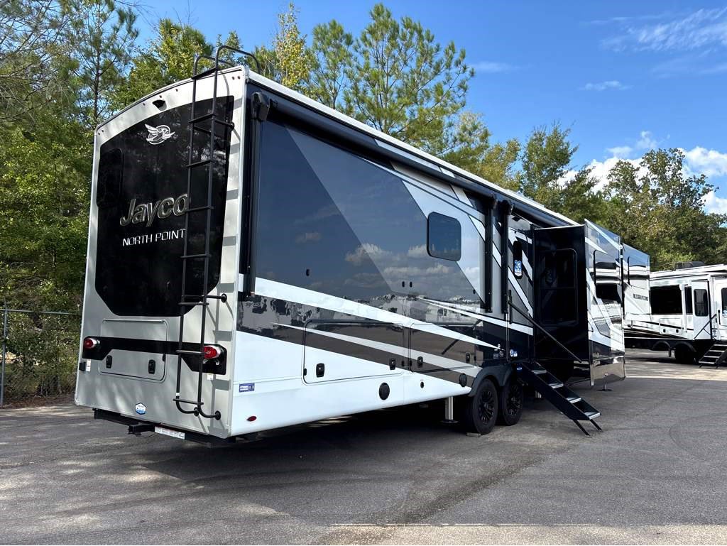 2026 JAYCO NORTH POINT 382FLRB - Image 12