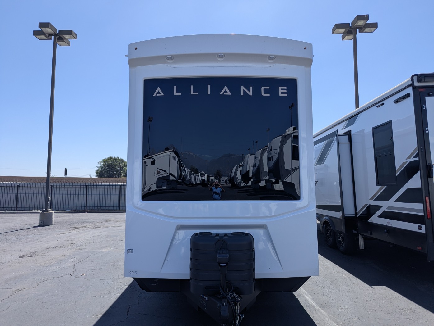 2027 Alliance RV Benchmark 42LFT - Image 2