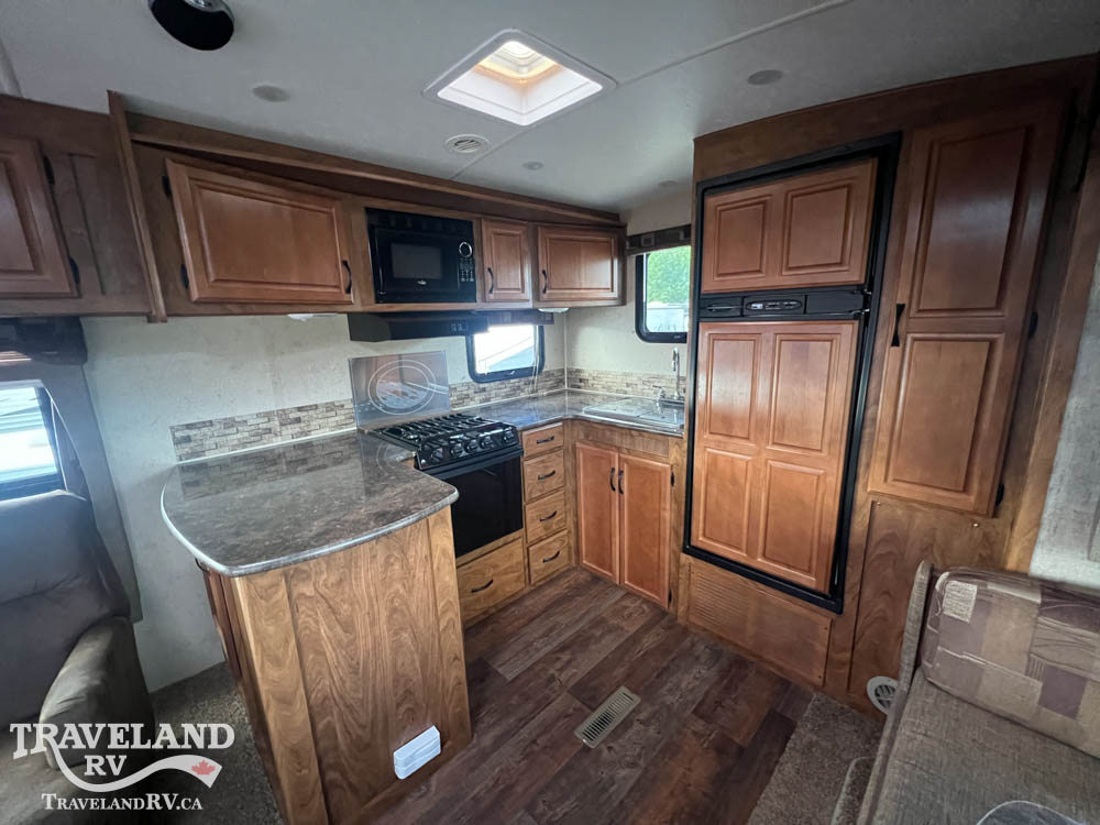 2015 OUTDOORS RV TIMBER RIDGE 280RKS - Image 10