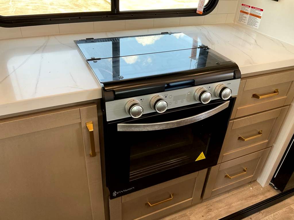 2027 JAYCO Eagle 355 MBQS - Image 15