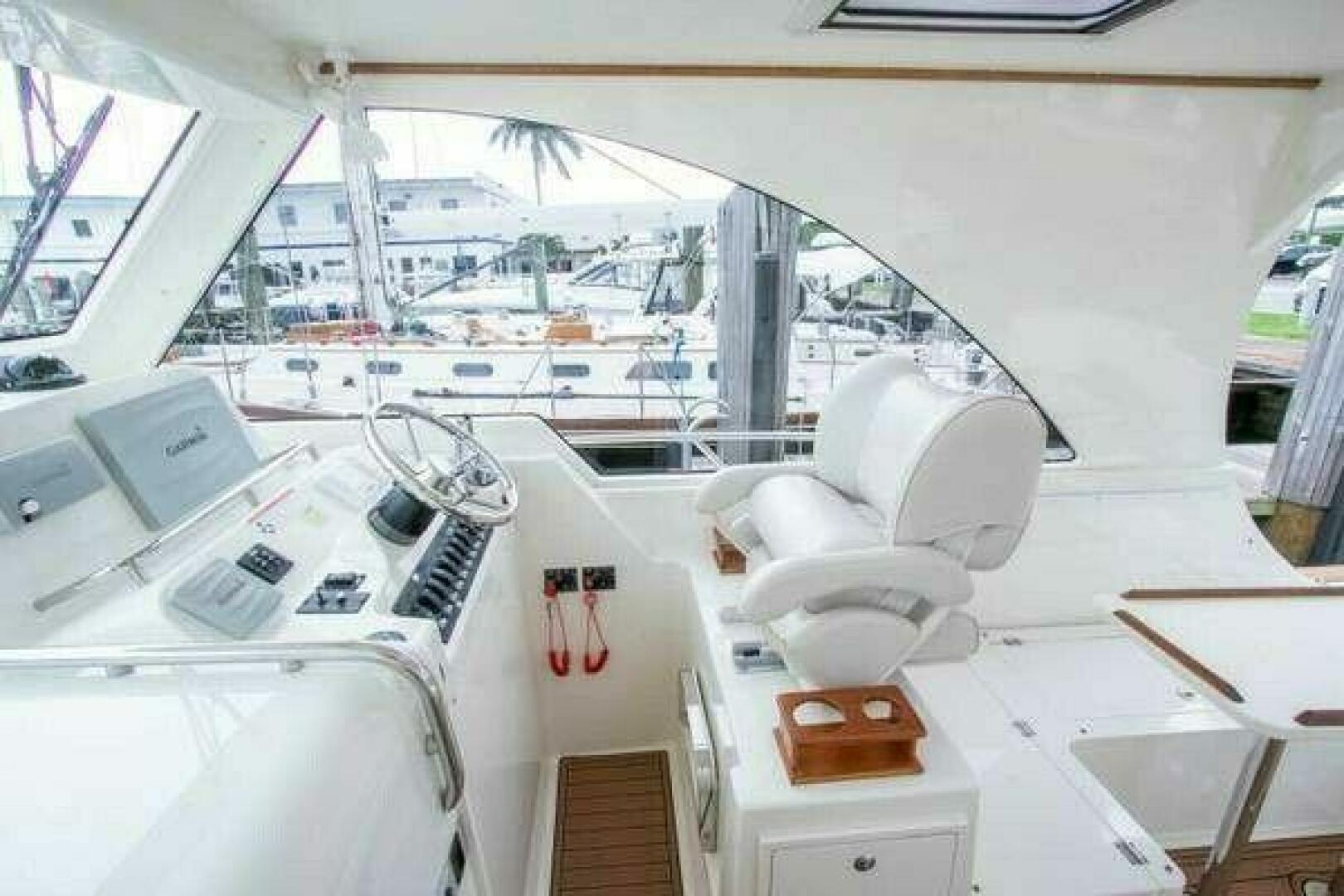 2016 Mainship M34 Pilot - Image 8