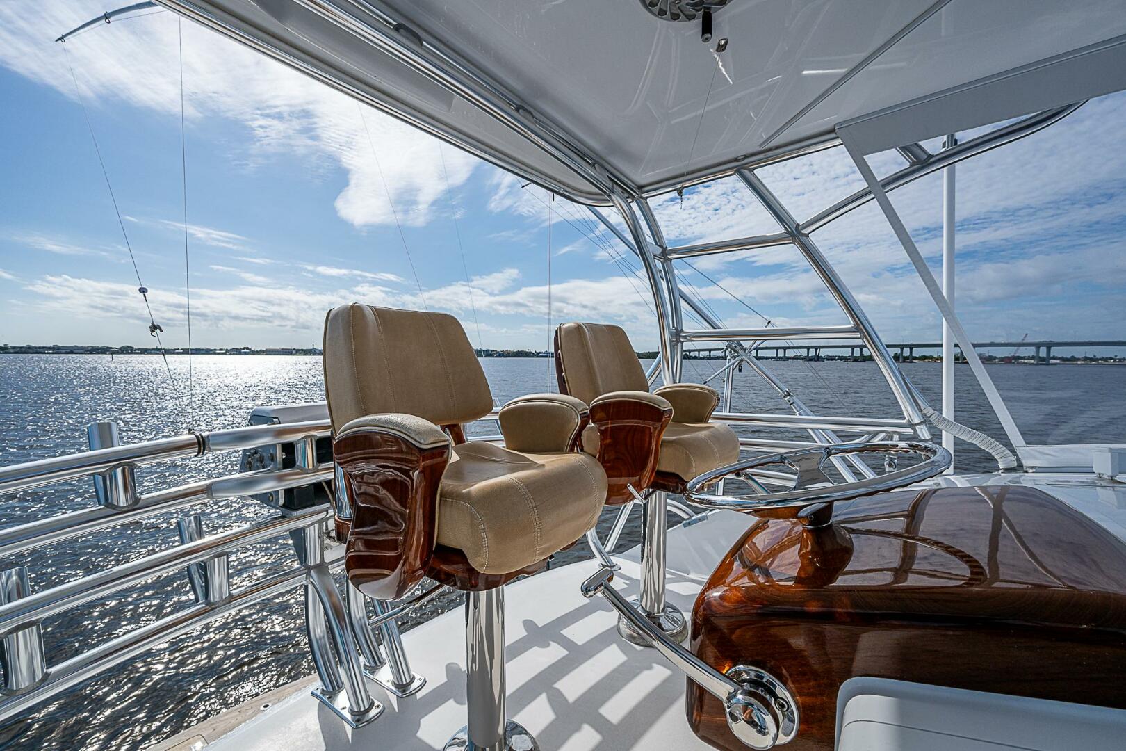 2017 F&S Cusotm Express Sportfish - Image 14