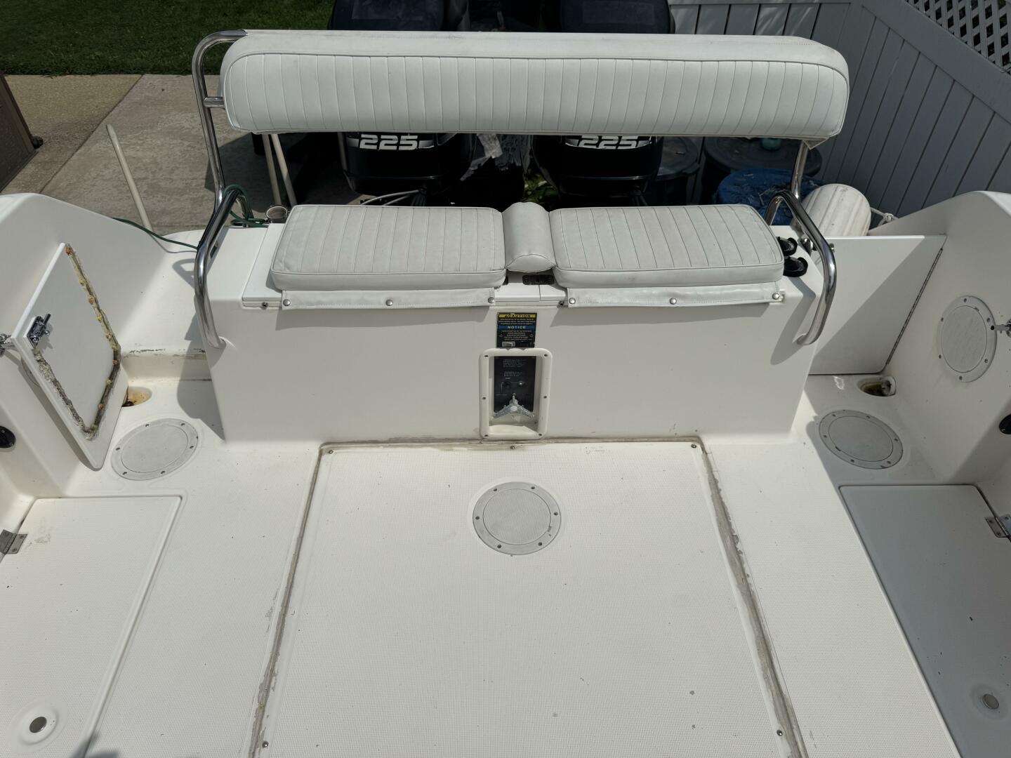1999 Robalo 2640 - Image 28
