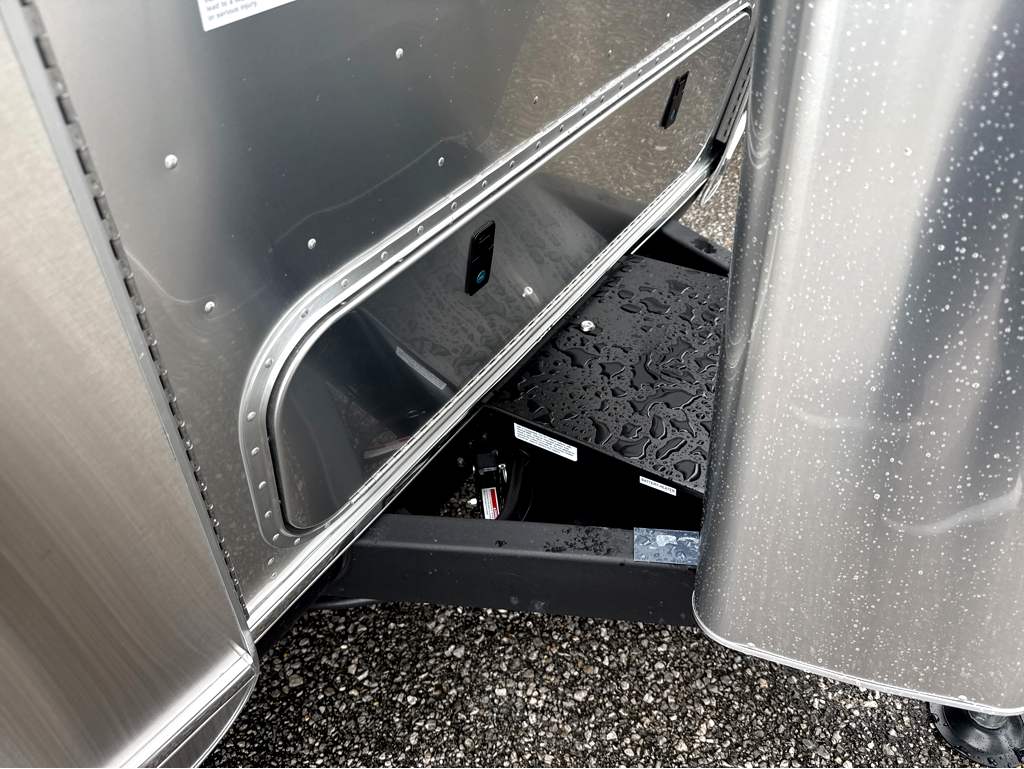2026 Airstream International 25FB - Image 9
