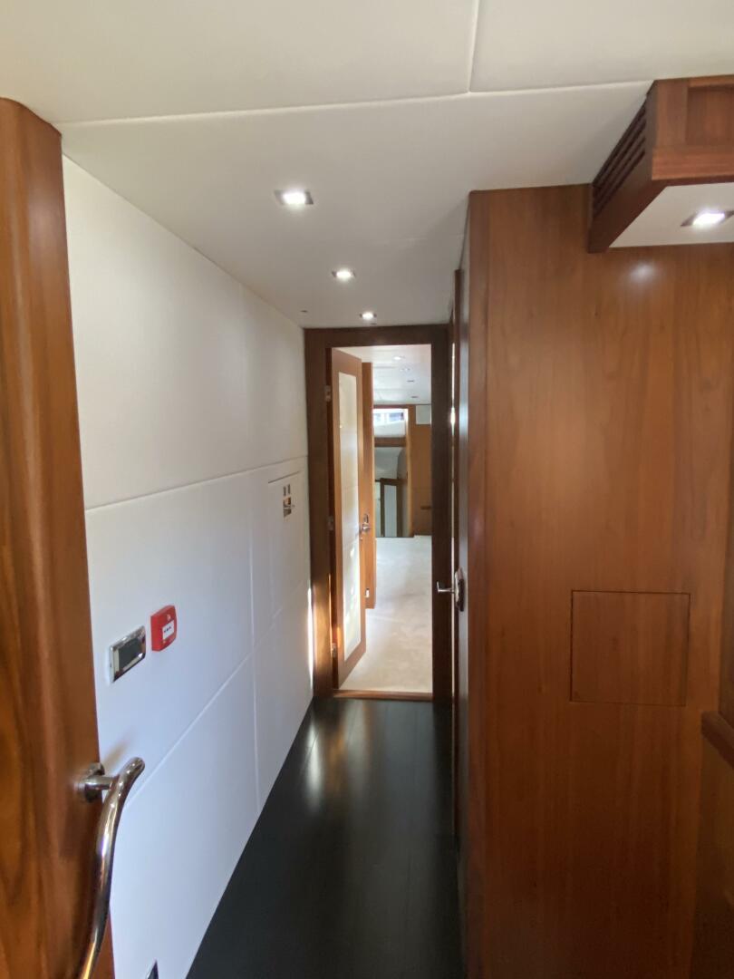 2011 Sunseeker 34M - Image 19