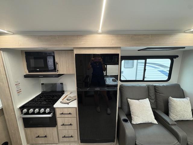 2026 Grand Design Imagine XLS 22MLE - Image 12