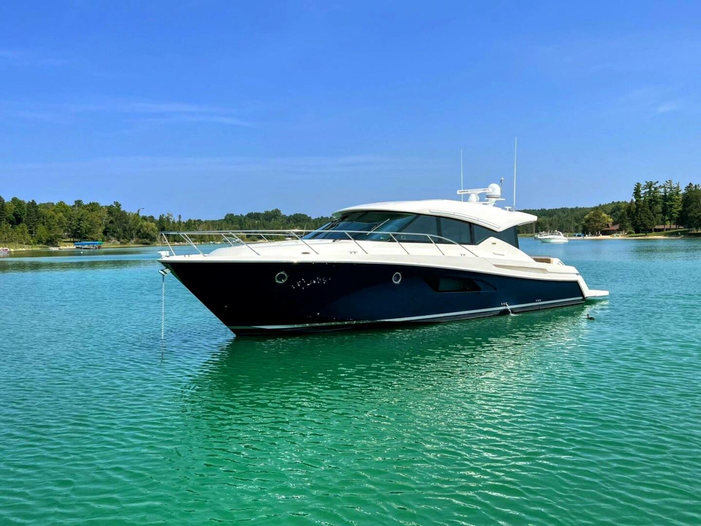 2014 Tiara Yachts 50 Coupe - Image 8