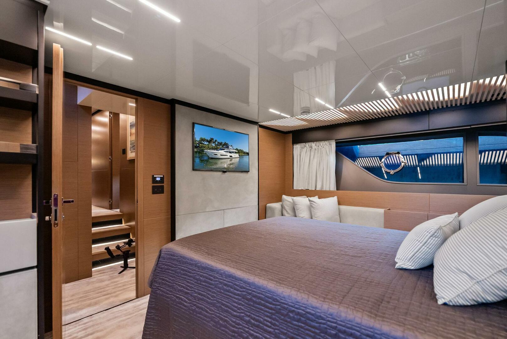 2019 Ferretti Yachts Ferretti Yachts Ferretti 780 Base - Image 39