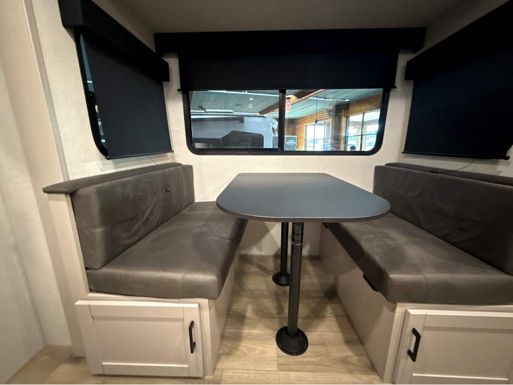 2026 JAYCO JAY FEATHER AIR 19MBS - Image 20
