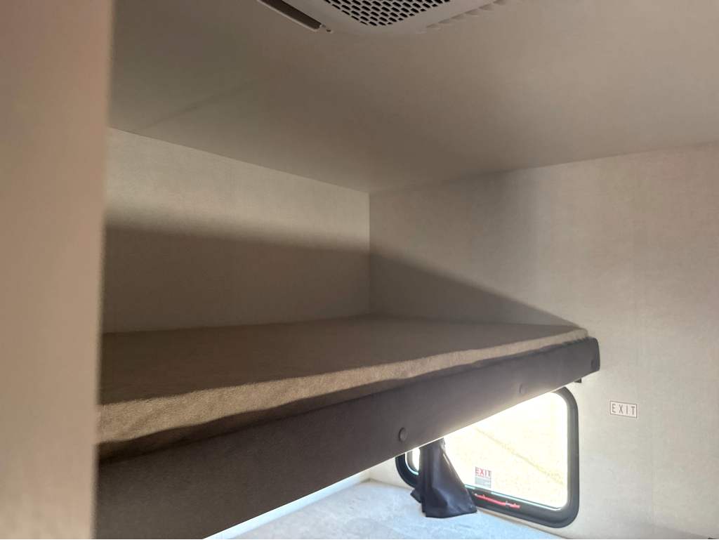 2027 JAYCO JAY FLIGHT 333BTS - Image 29