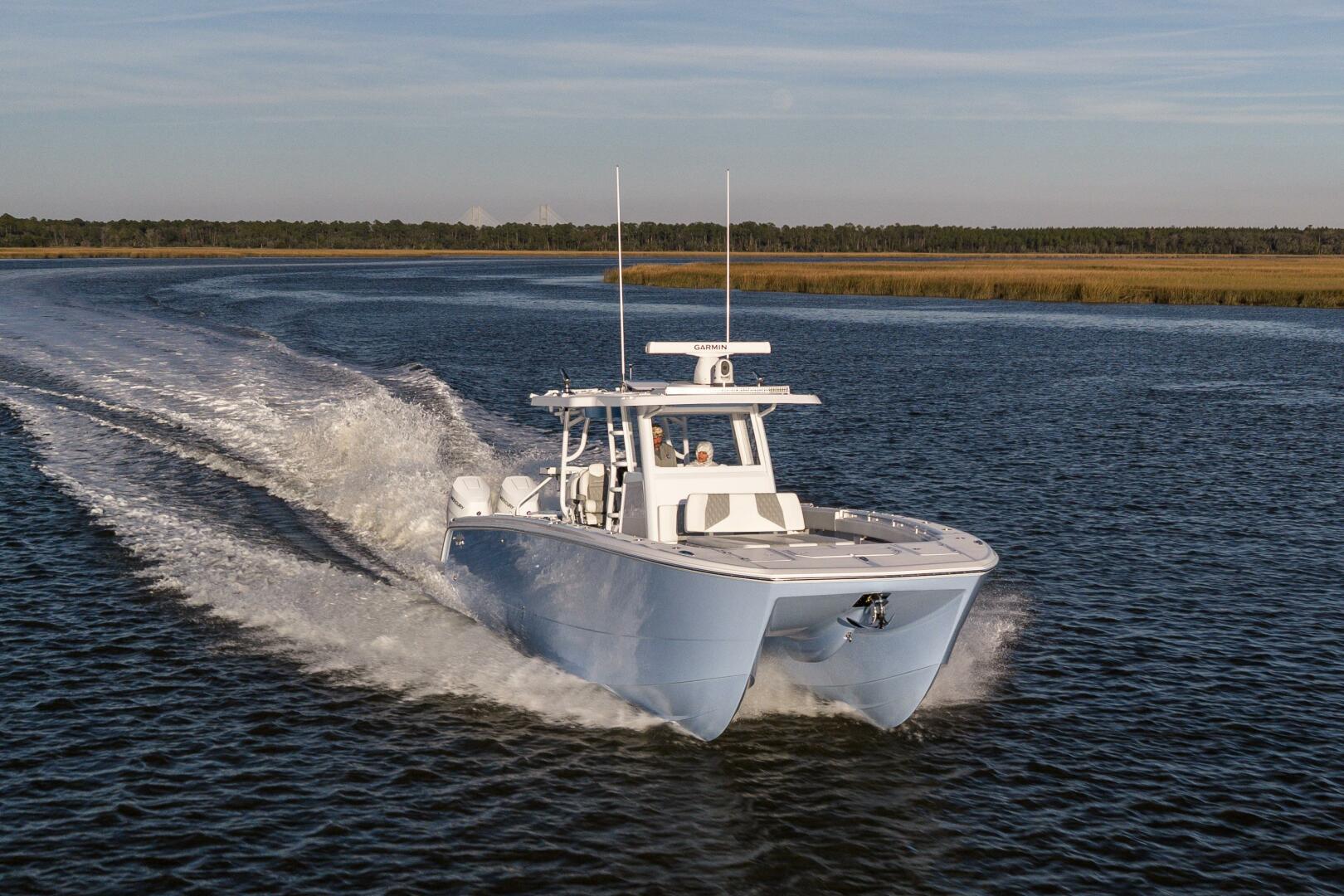 2024 Invincible 40 CAT - Image 18