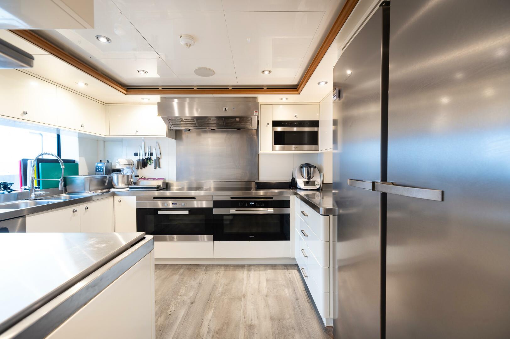 2007 CRN Pilothouse - Image 63