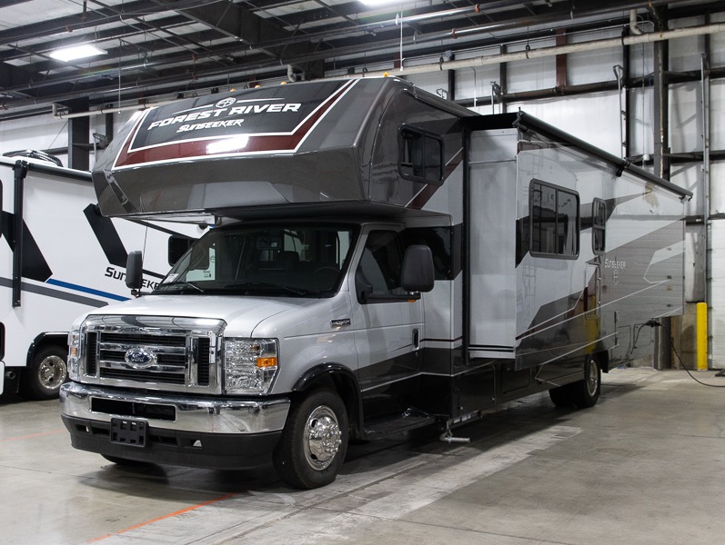 2025 Forest River Sunseeker 3050S - Image 4