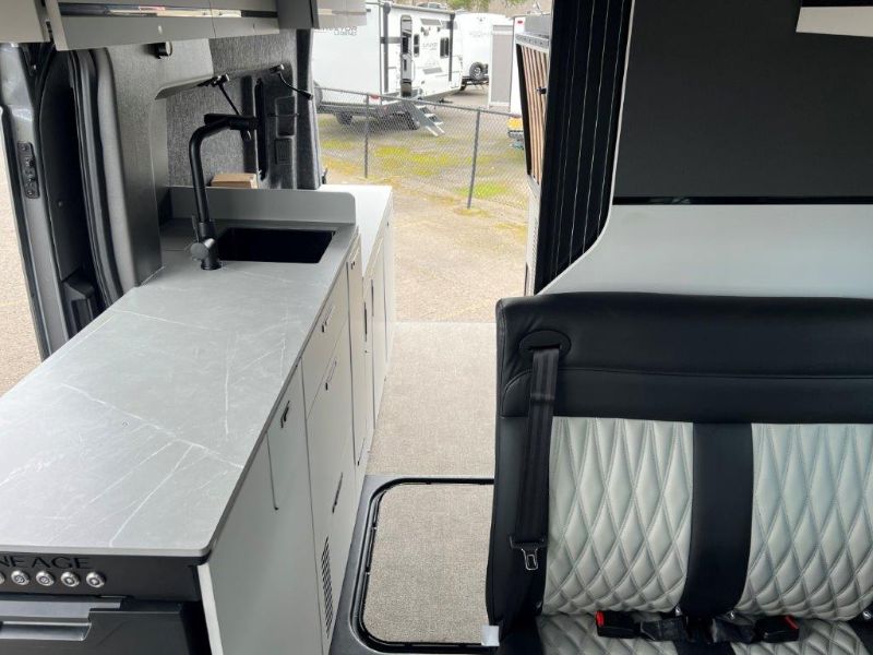 2026 Grand Design Lineage Series VT LVT1 - Image 5