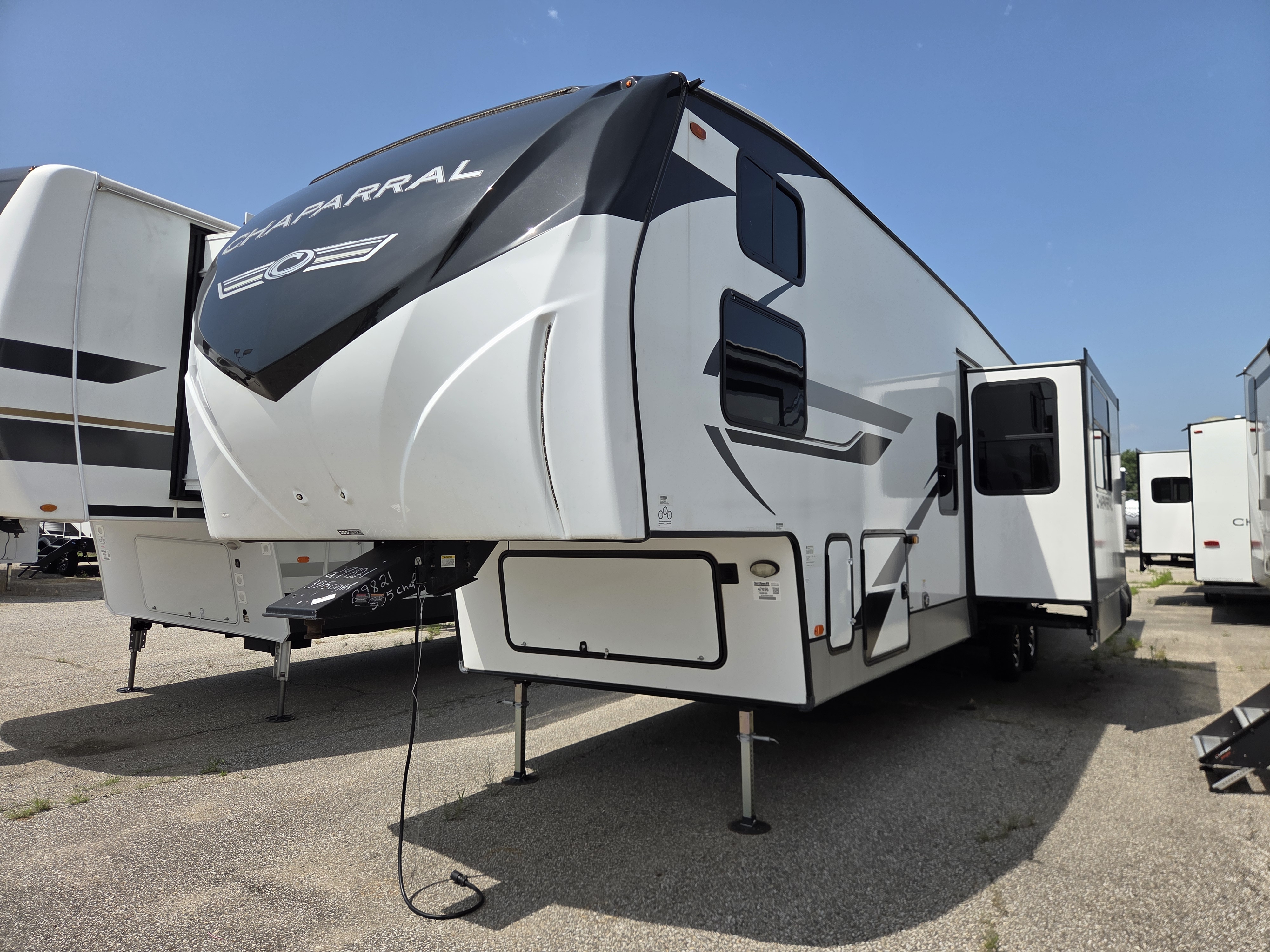 2023 Coachmen Chaparral X Edition 355FBX - Image 4