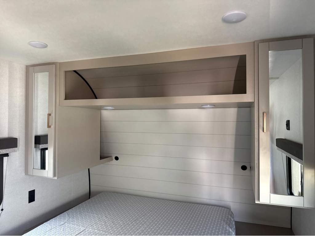 2027 Jayco Jay Flight SLX 260BH - Image 9