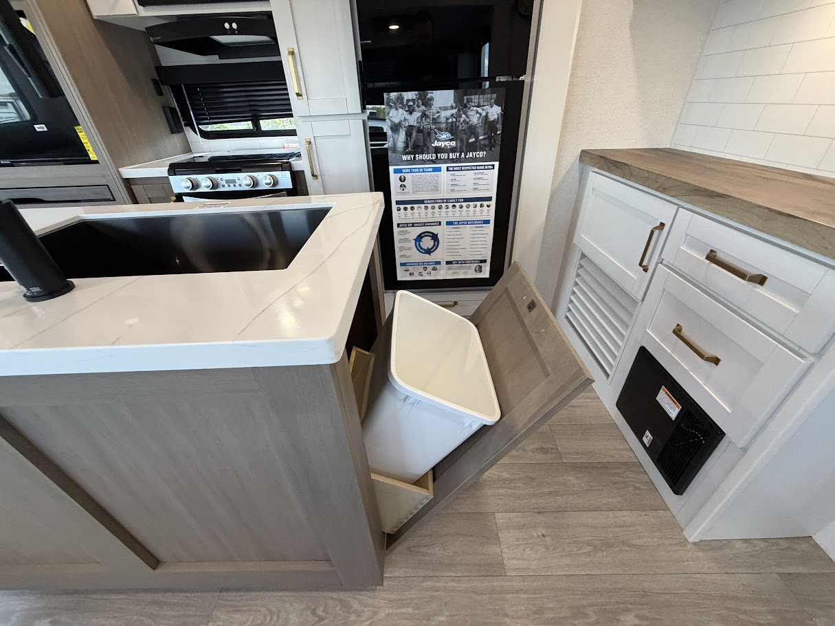 2027 JAYCO EAGLE 294CKBS - Image 18